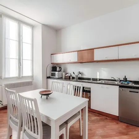 B&l By Quokka 360 - Just A Few Steps From Center Lägenhet