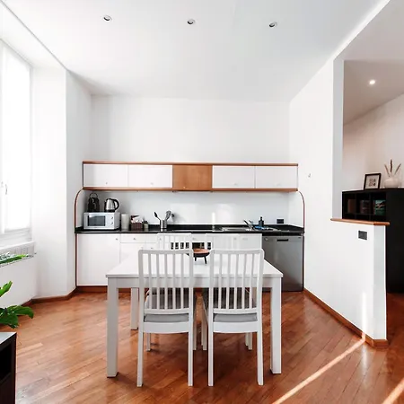 B&l By Quokka 360 - Just A Few Steps From Center Apartamento Como