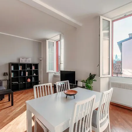 B&l By Quokka 360 - Just A Few Steps From Center * 科莫